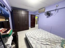 Blk 207 Jurong East View (Jurong East), HDB 3 Rooms #573529411